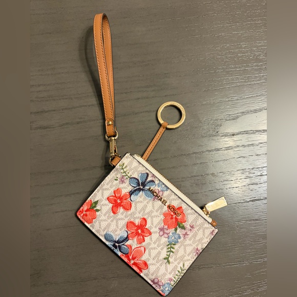 Michael Kors New Card Coin Purse with Wristlet - Picture 3 of 8